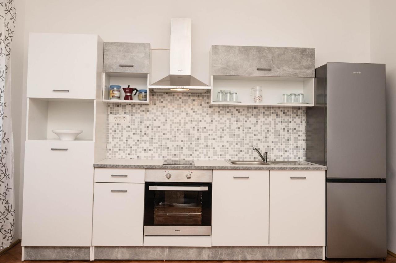 Apartment Marta Rasa Экстерьер фото
