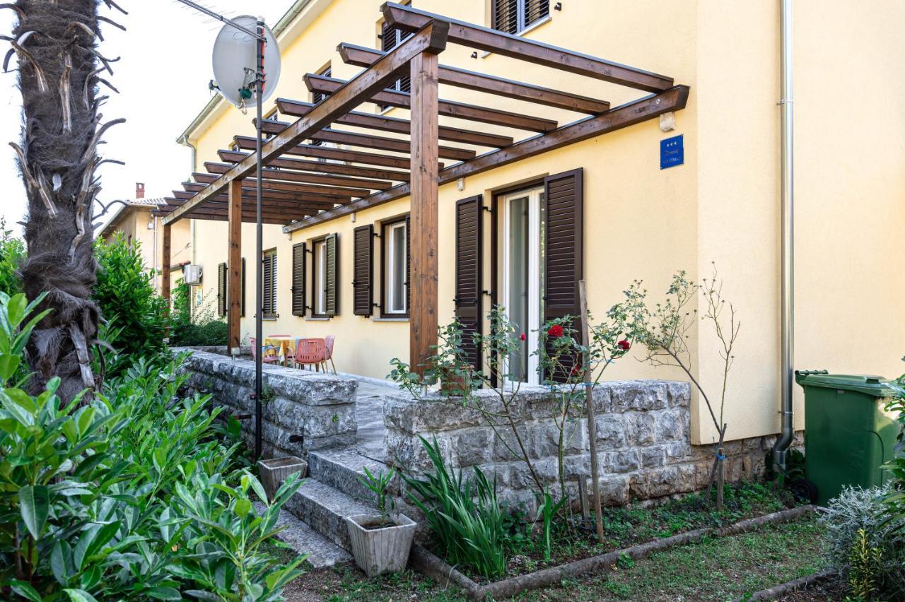 Apartment Marta Rasa Экстерьер фото
